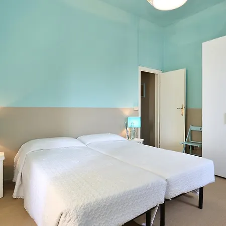Milena Beach Апартаменты *