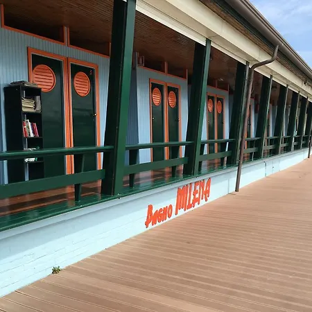Milena Beach * ヴィアレッジョ